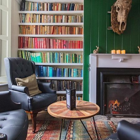 The Black Lion Hotel Little Walsingham Extérieur photo